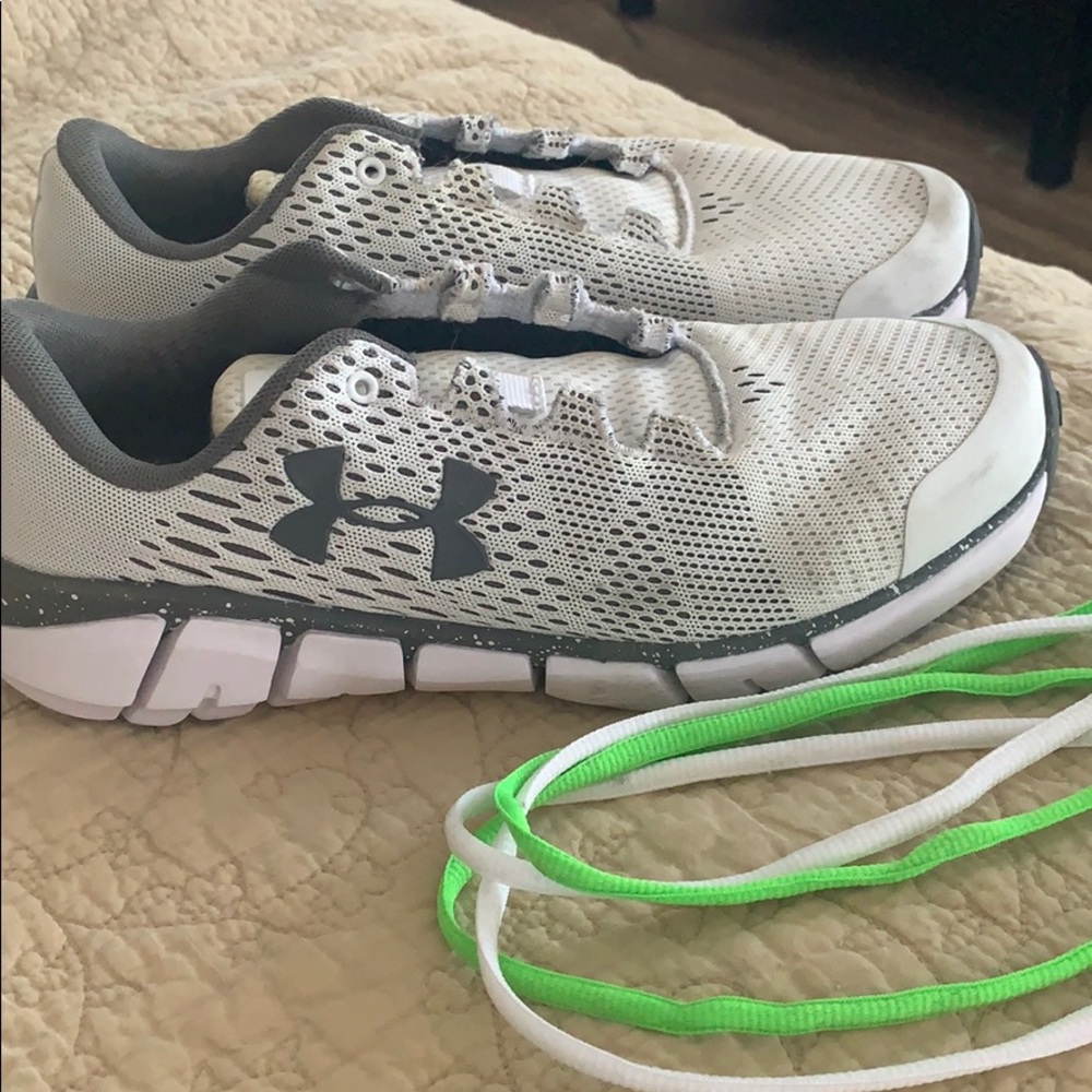 Under Armour women’s sneakers size 7